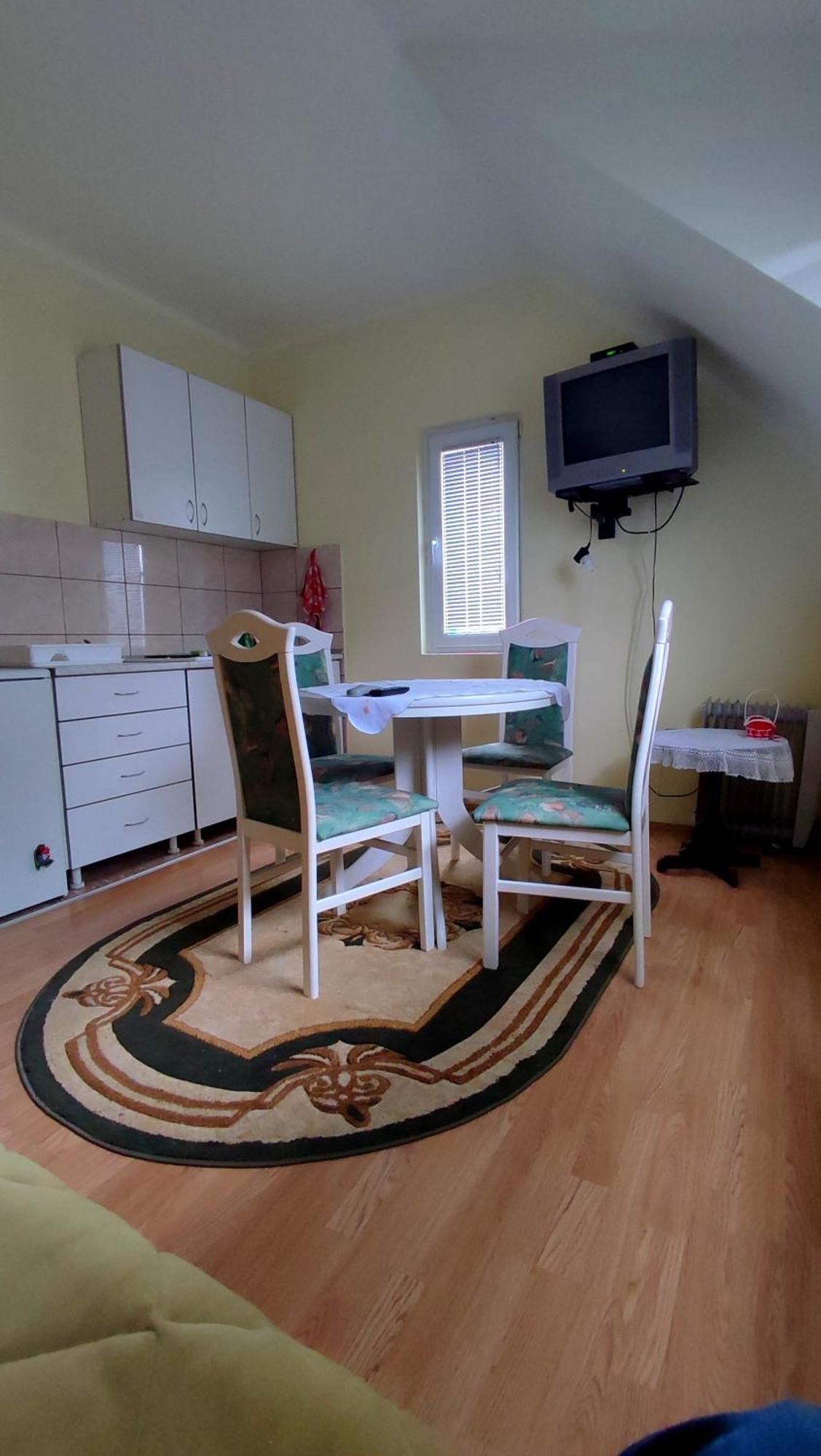 Apartment Dobra Vila Perucac Ngoại thất bức ảnh